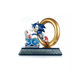 Sonic the Hedgehog Statue...