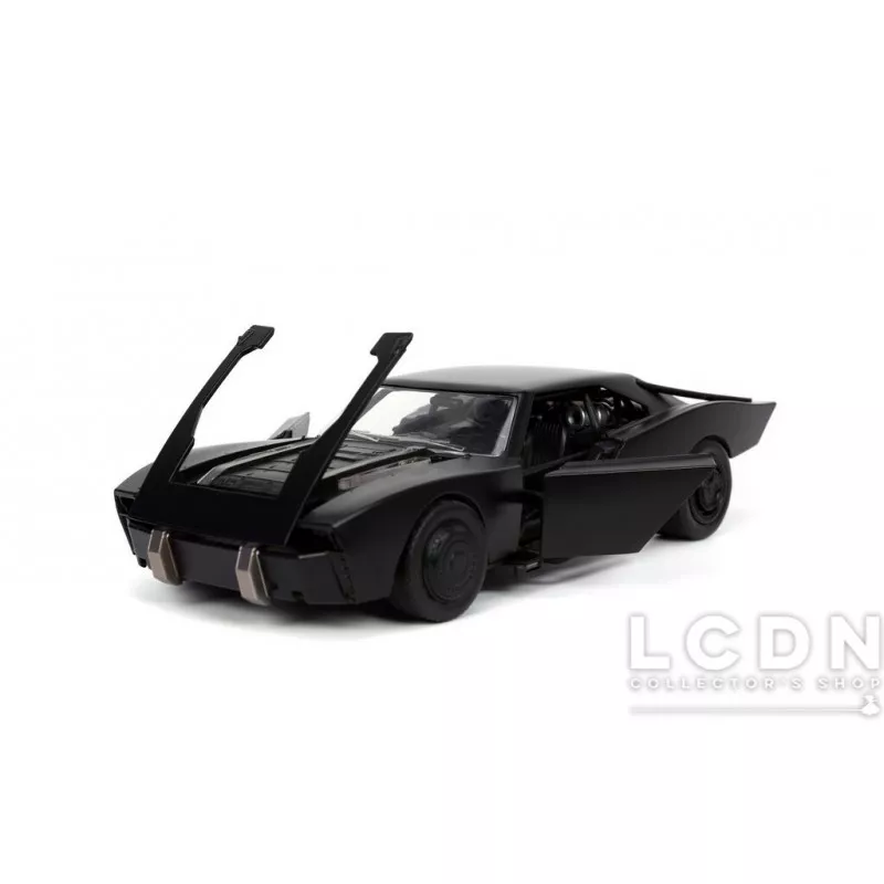The Batman Batmobile &amp; Batman Figure DC Comics 1/24