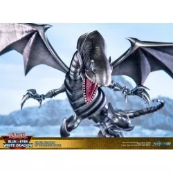 Yu-Gi-Oh! PVC Statue Blue-Eyes White Dragon Silver Edition 35 cm