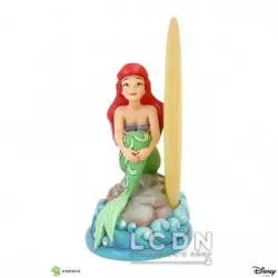 Disney La Petite Sirène (The Little Mermaid) Statue Ariel Sitting on Rock by Moon 19 cm