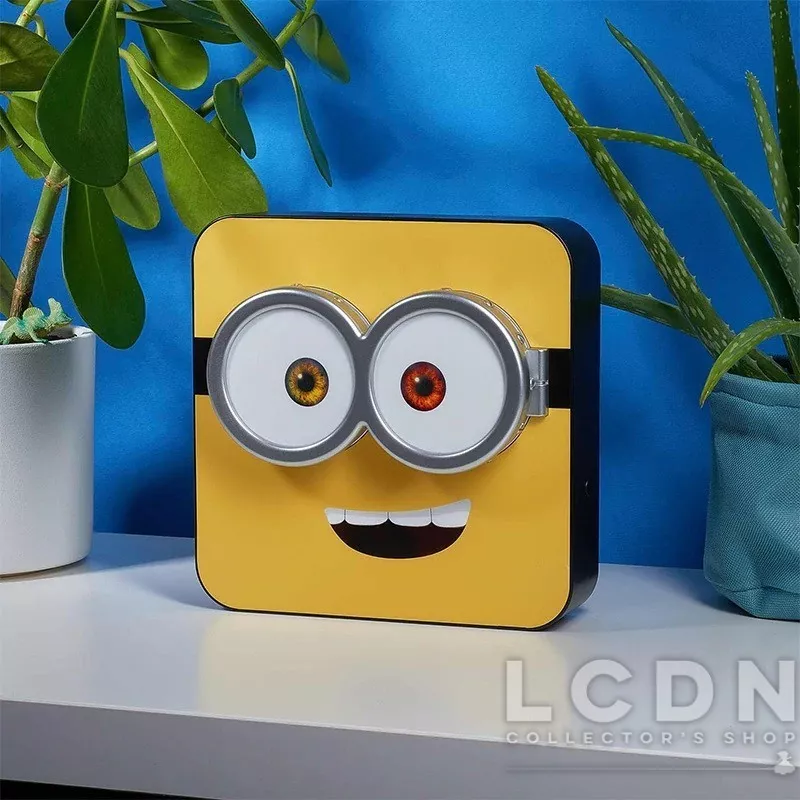 Minions Lampe 3D Lampe de bureau / Murale Visage de Bob 20cm
