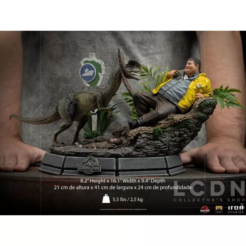 Jurassic Park Statue 1/10 Art Scale Dennis Nedry rencontre le Dilophosaurus 21cm