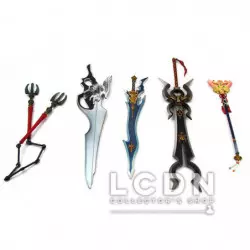 Weapons Set for Final Fantasy Play Arts (damaged box)