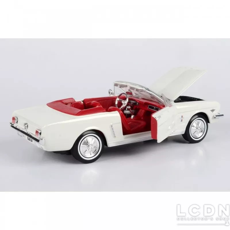 James Bond 007 Goldfinger 1964 Ford Mustang (Convertible) 1/24