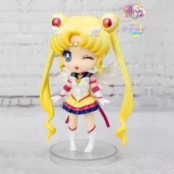 Sailor Moon Cosmos Figuarts Mini Action Figurine Eternal Sailor Moon 9cm