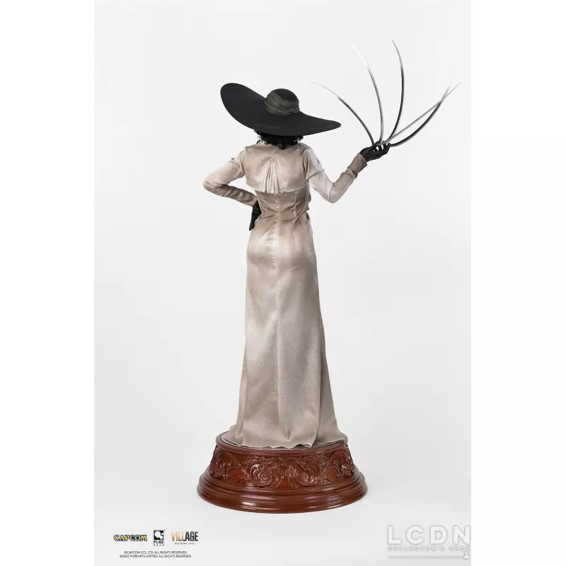 Resident Evil Village Statue 1/4 Lady Dimitrescu 89cm