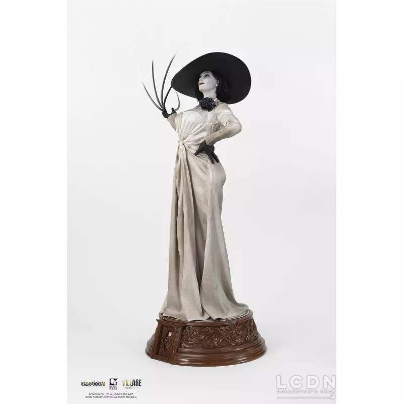 Resident Evil Village Statue 1/4 Lady Dimitrescu 89cm