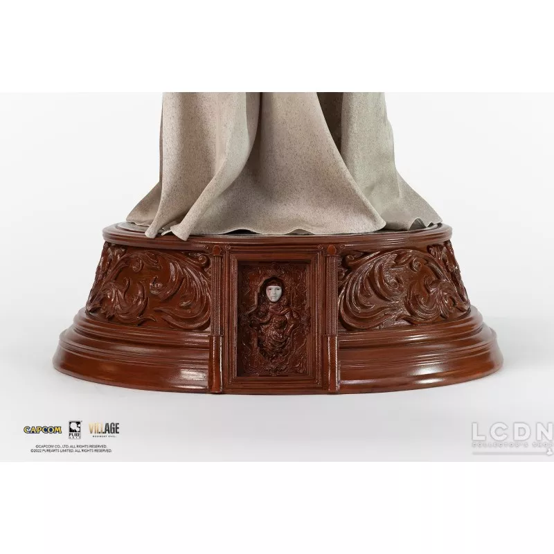 Resident Evil Village Statue 1/4 Lady Dimitrescu 89cm