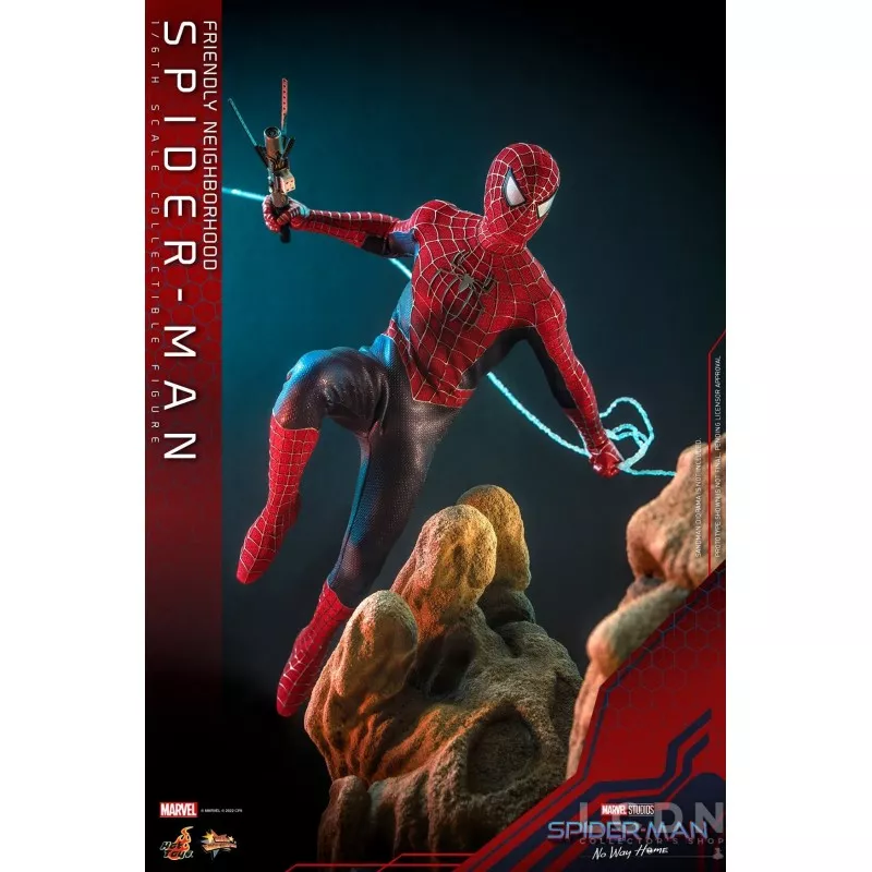 Hot Toys MMS661 Spider-Man: No Way Home Collectible Action Figurine 1/6 Friendly Neighborhood Spider-Man 30cm