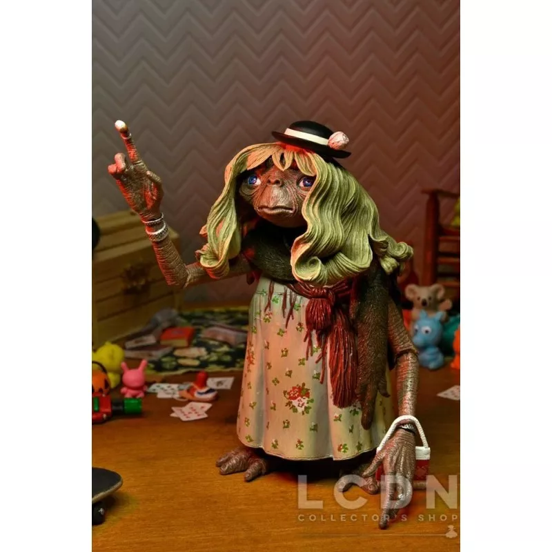 E.T. L&#039;extraterrestre (E.T. the Extra-Terrestrial) 40th Anniversary Action Figurine Ultimate Dress-Up E.T. 11cm