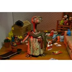 E.T. L'extraterrestre (E.T. the Extra-Terrestrial) 40th Anniversary Action Figurine Ultimate Dress-Up E.T. 11cm
