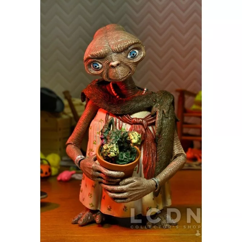 E.T. L&#039;extraterrestre (E.T. the Extra-Terrestrial) 40th Anniversary Action Figurine Ultimate Dress-Up E.T. 11cm