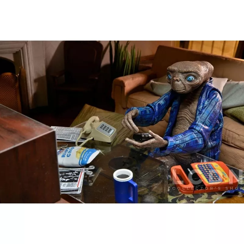 E.T. L&#039;extraterrestre (E.T. the Extra-Terrestrial) 40th Anniversary Action Figurine Ultimate Telepathic E.T. 11cm