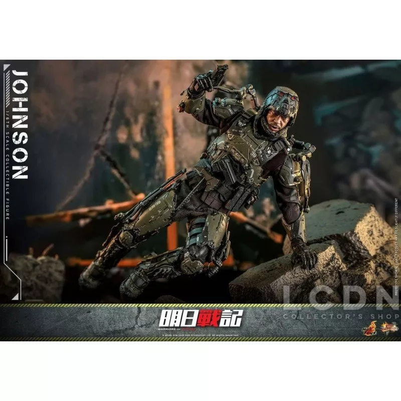 Hot Toys MMS668 Warriors of Future Collectible Action Figurine 1/6 Johnson 30cm