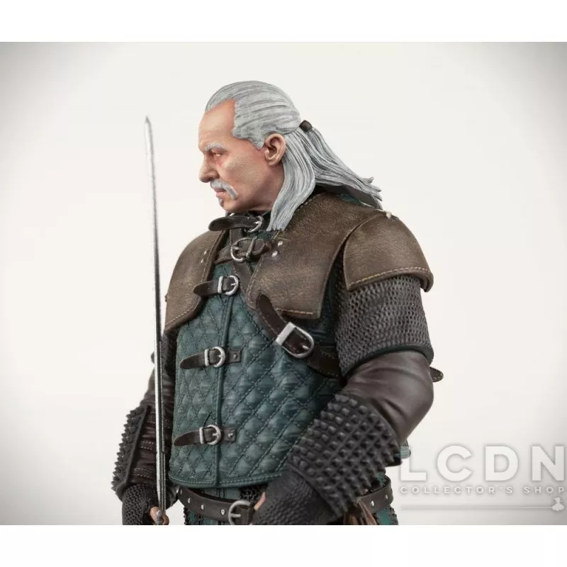 Witcher 3 Wild Hunt Statue Vesemir 21cm