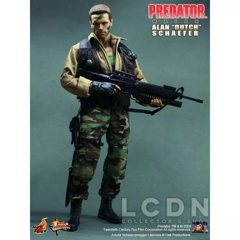 Hot Toys MMS72 Predator Collectible Action Figure 1/6 Major Alan &#039;Dutch&#039; Schaefer 30cm (displayed)
