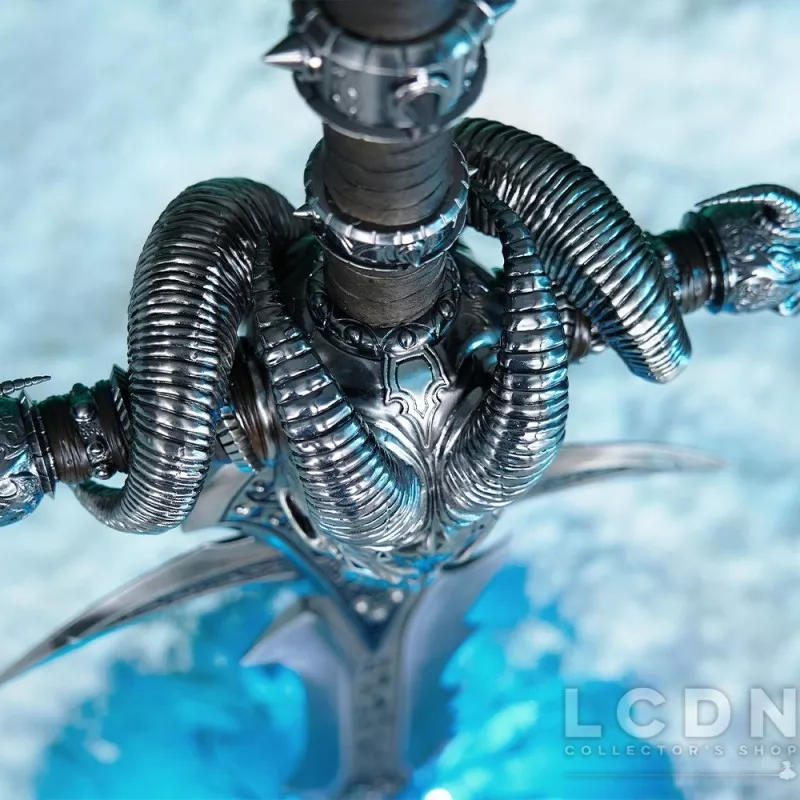 World of Warcraft WOW Réplique 1/1 Epée Deuillegivre (Frostmourne Sword) Blizzard 125cm