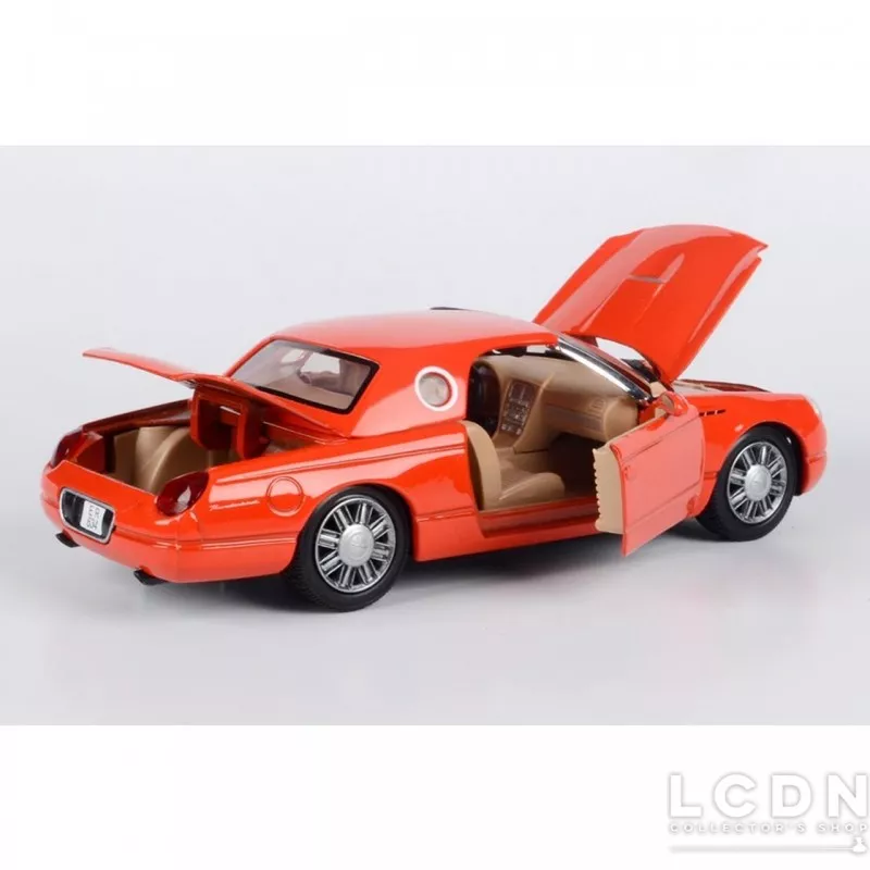 James Bond 007 Die Another Day 2002 Ford Thunderbird (Hardtop) 1/24