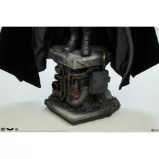 Batman Begins Statue Premium Format Batman 65cm