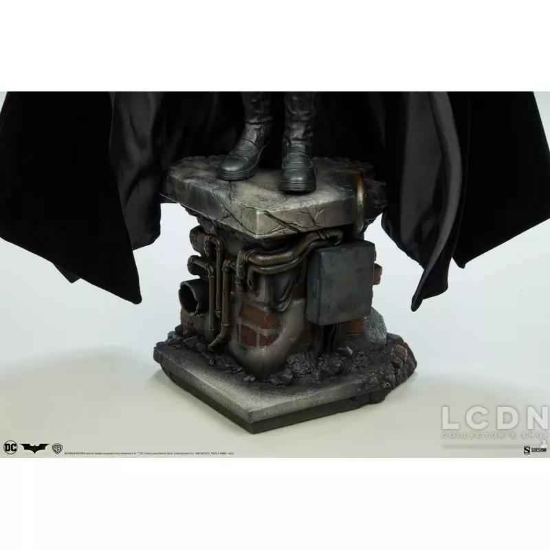 Batman Begins Statue Premium Format Batman 65cm
