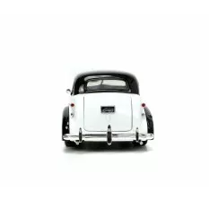 Monopoly Uncle Pennybags & 1939 Chevrolet Master 1/24