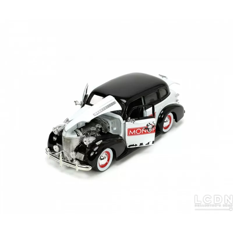 Monopoly Uncle Pennybags &amp; 1939 Chevrolet Master 1/24