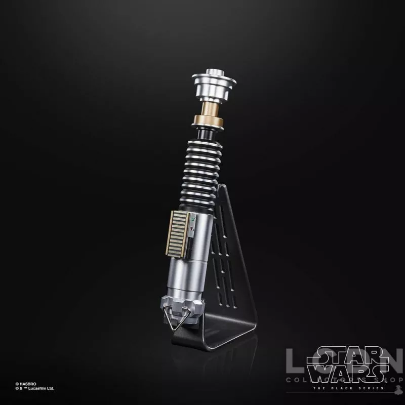 Luke skywalker black series lightsaber green deals