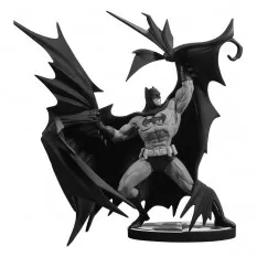 Batman Black & White Figure...