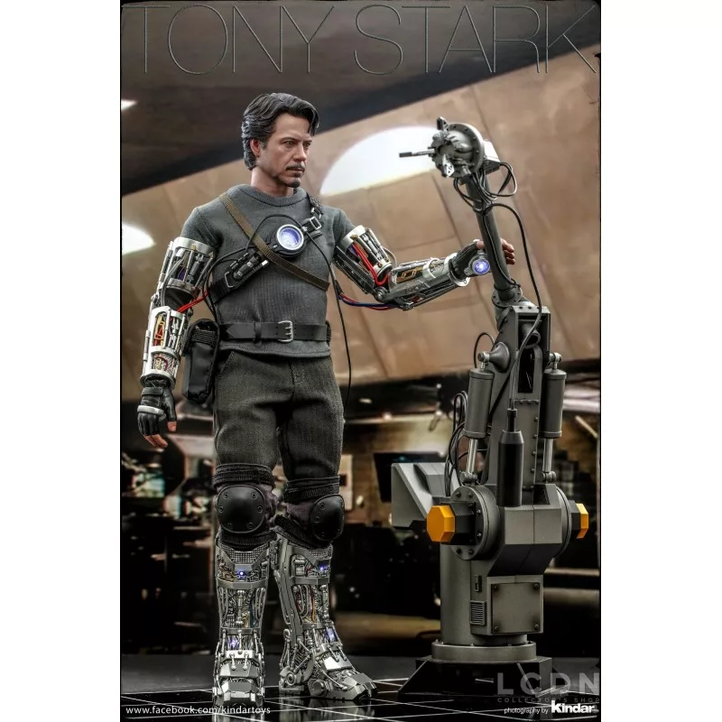 Hot Toys MMS581 Iron Man Tony Stark Robert Downey Jr. Mech Test Version 1 6 Collectible