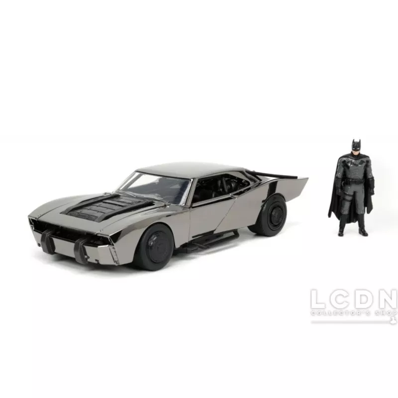 Batman Batmobile SDCC Comic Con 2022 Exclusive Chrome 33740 1/24