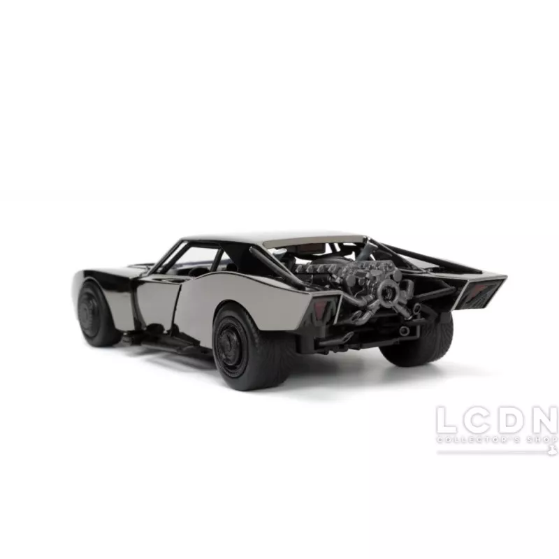 Batman Batmobile SDCC Comic Con 2022 Exclusive Chrome 33740 1/24