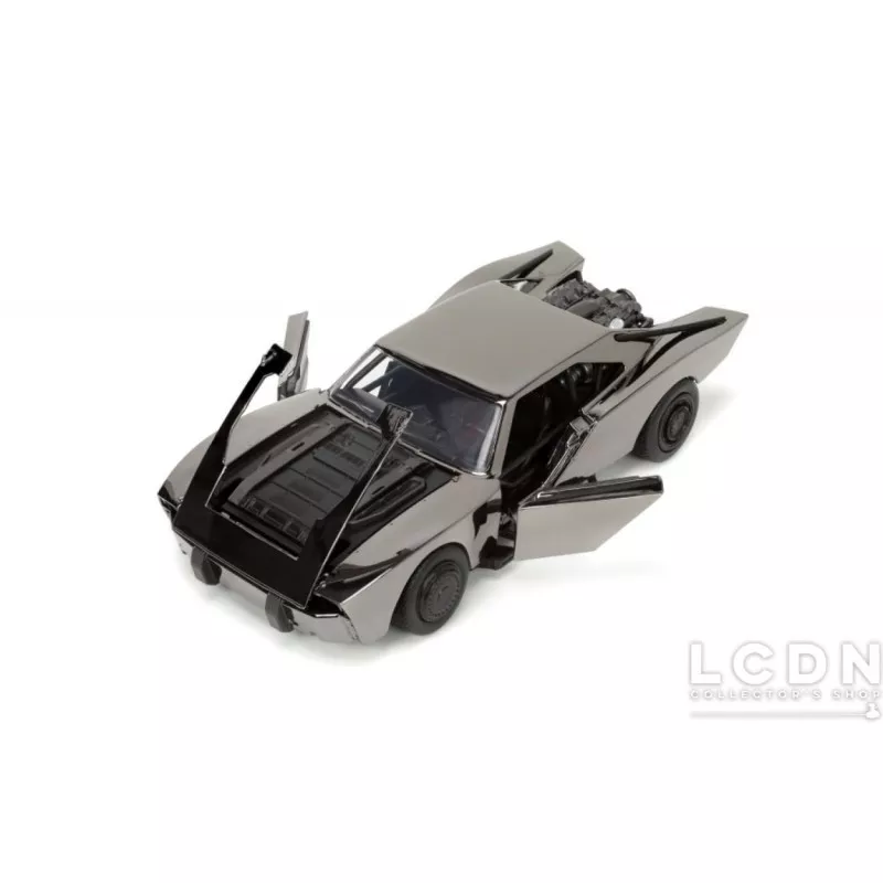 Batman Batmobile SDCC Comic Con 2022 Exclusive Chrome 33740 1/24