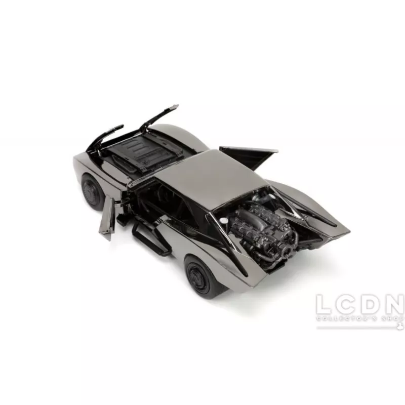 Batman Batmobile SDCC Comic Con 2022 Exclusive Chrome 33740 1/24