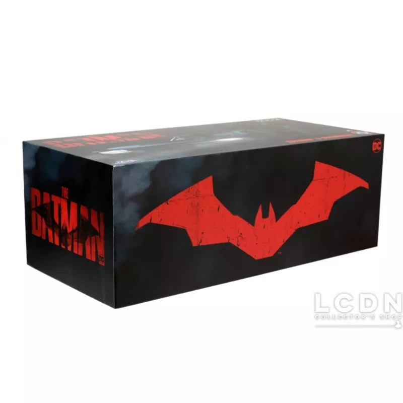 Batman Batmobile SDCC Comic Con 2022 Exclusive Chrome 33740 1/24