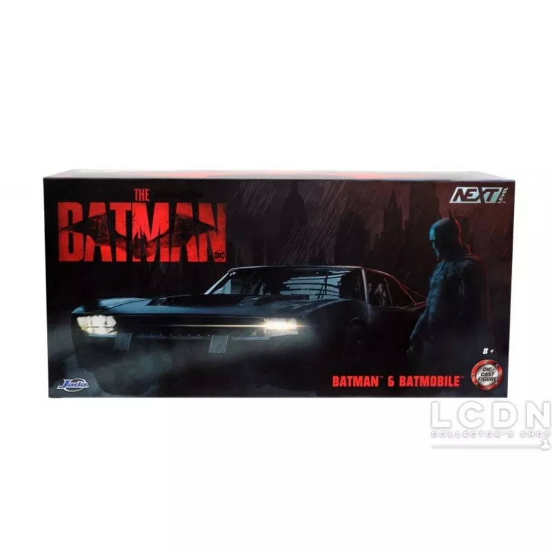 Batman Batmobile SDCC Comic Con 2022 Exclusive Chrome 33740 1/24