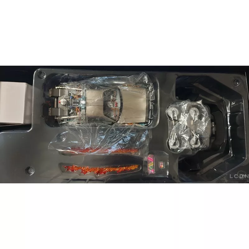 Retour vers le Futur II Magnetic Floating 1/20 DeLorean Time Machine 22cm (Modèle exposé)