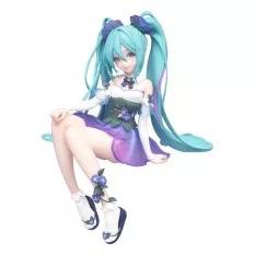 Hatsune Miku Figurine...