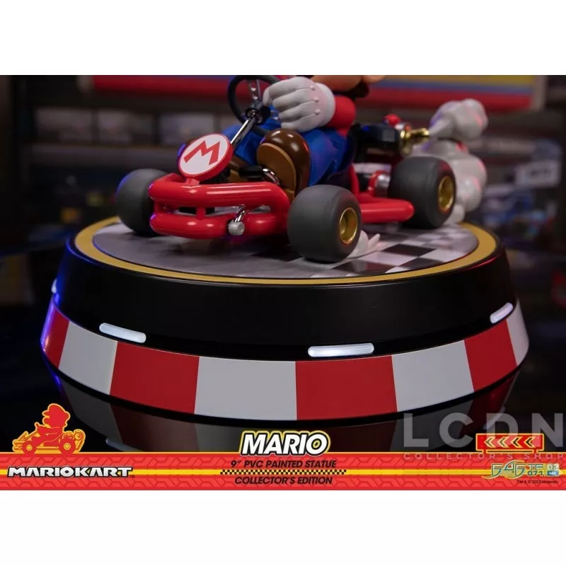 Super Mario: Mario Kart Statue Collector&#039;s Edition 22cm