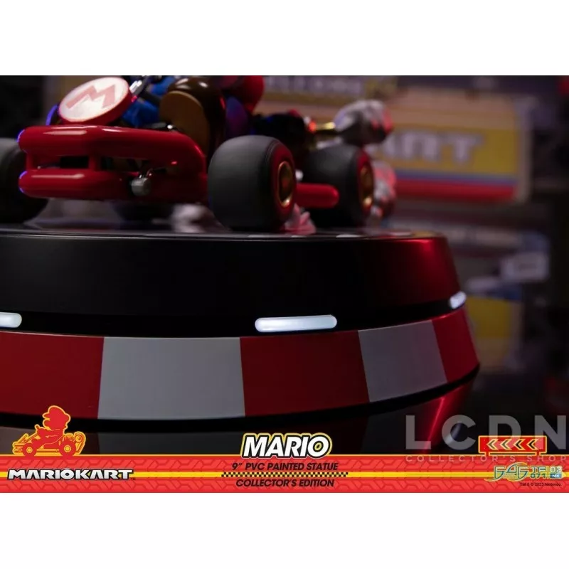 Super Mario: Mario Kart Statue Collector&#039;s Edition 22cm