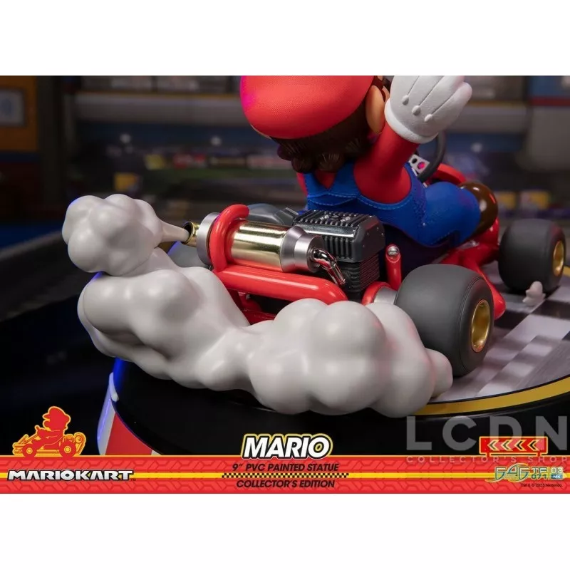 Super Mario: Mario Kart Statue Collector&#039;s Edition 22cm