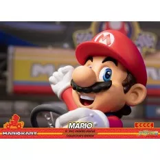 Super Mario: Mario Kart Statue Collector's Edition 22cm
