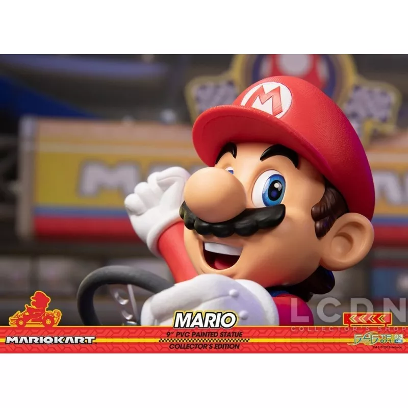 Super Mario: Mario Kart Statue Collector&#039;s Edition 22cm