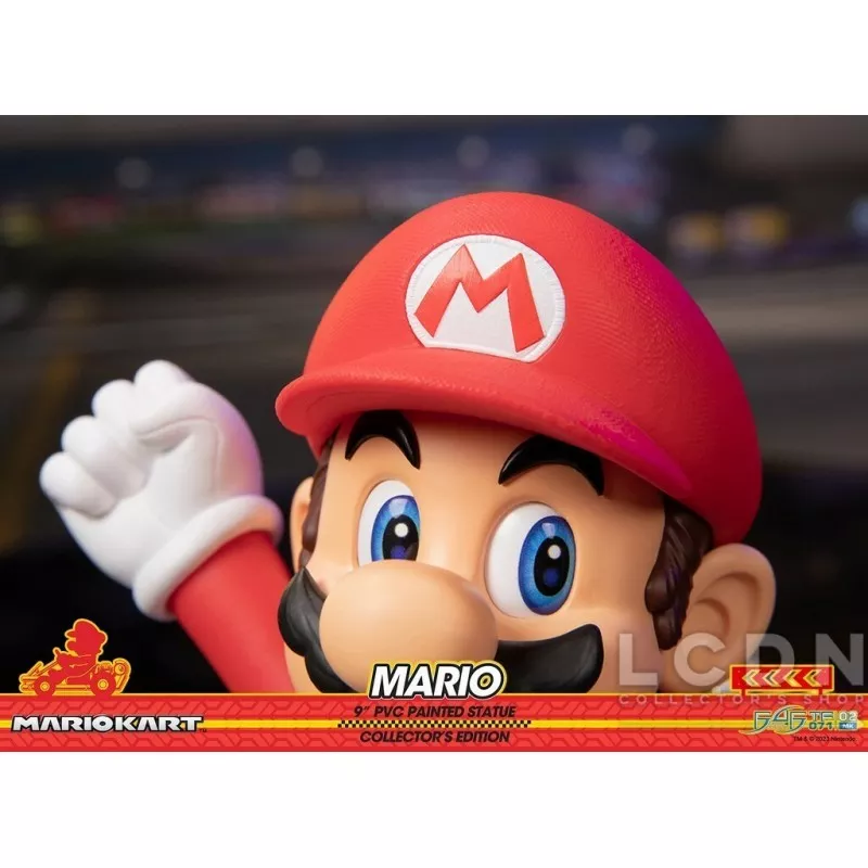 Super Mario: Mario Kart Statue Collector&#039;s Edition 22cm