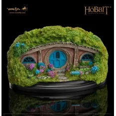 The Hobbit Trilogy Statue...