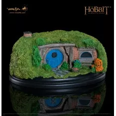 The Hobbit Trilogy Statue...