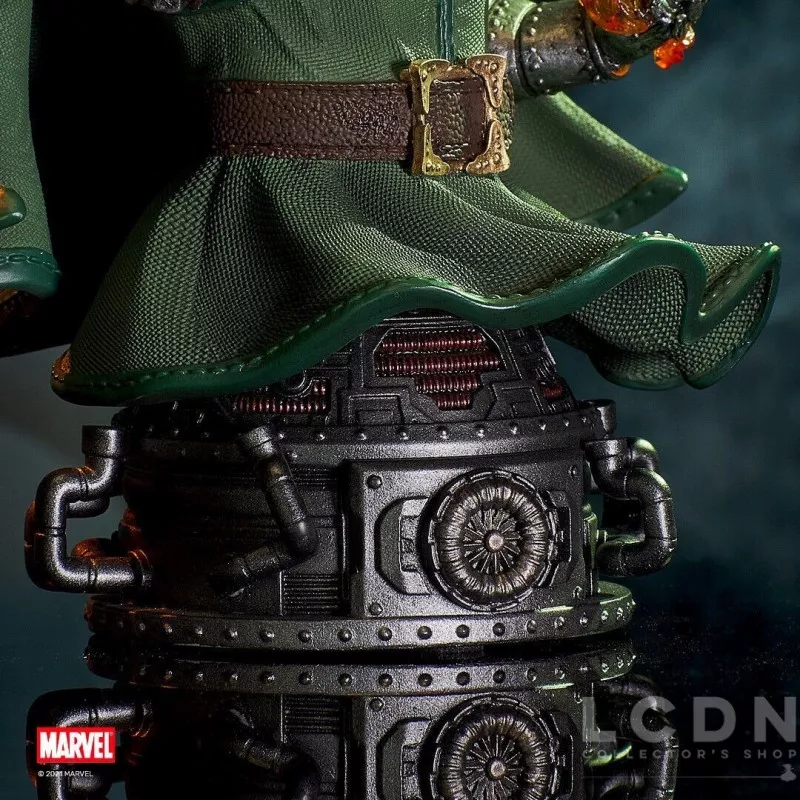 Marvel Comic Buste Dr. Doom 15cm