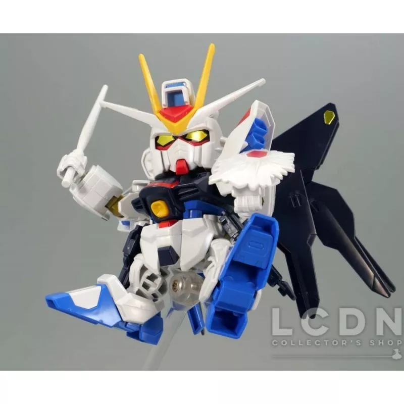 SD Gundam BB Strike Freedom Gundam 288 Maquette 10cm