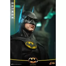 Hot Toys MMS693 Batman (1989) Collectible Action Figure 1/6 Batman (Deluxe Version) 30cm (New)