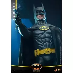 Hot Toys MMS693 Batman (1989) Collectible Action Figure 1/6 Batman (Deluxe Version) 30cm (New)