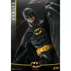 Hot Toys MMS693 Batman (1989) Collectible Action Figure 1/6 Batman (Deluxe Version) 30cm (New)